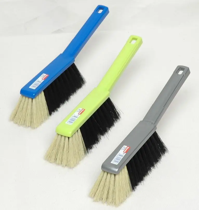 Balayette  Vinyle  Manche Court